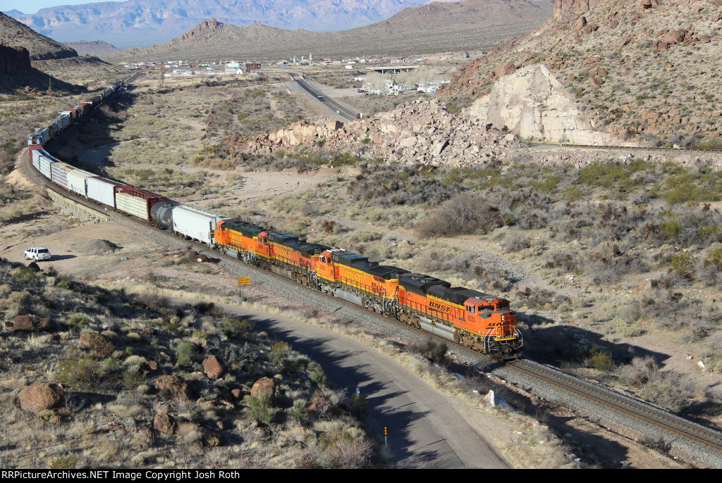 BNSF 9251, BNSF 5295, BNSF 4766 & BNSF 145